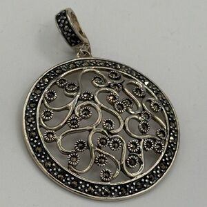 C548 Vintage 925 Silver Marcasite Filigree Pendant